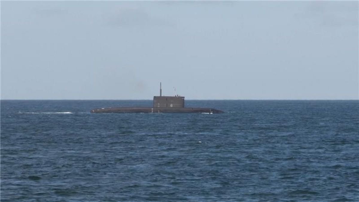 NATO chief Mark Rutte mocks Russia over 'limping' submarine in English Channel